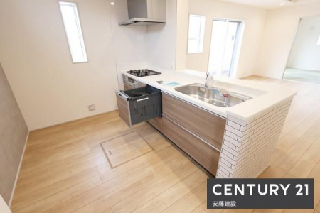 �L�b�`���@�y�@�L�b�`���@/�@Kitchen�@�z
���r���O�����n����I�[�v���L�b�`���ŁA�������̎󂯓n�����X���[�Y�I
�①�ɁA�H��I��u���Ă������̎ז��ɂȂ�Ȃ���Ƃ�̋��