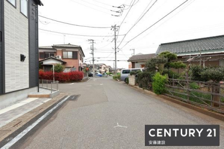 �O�ʓ��H�܂ތ��n�ʐ^�@�y�@�O�ʓ��H�@�z
�k������6������
�Ԓʂ肪���Ȃ��A�����ɂ�Ƃ肪���邽�ߒ��Ԃ��炭�炭�ł��܂��I