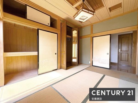 �a���@�y�@�a���@/�@6���@�z
�a�₩�ȕ��͋C�̖��邢�a��
���[�����ŐQ���Ƃ��Ă����g������������L���ł��I