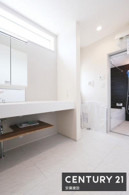 ���ʑ�E���ʏ��@�y�@���ʏ��@/�@Washroom�@�z
���ʏ��͖Z���������X�g���X�t���[�ɐg�x�x�ł������ȋ��
���󂯂��L���g������̗ǂ����ʉ��ϑ�́A���ϕi��|���p��Ȃǂ����܂��ĕ֗��ł��I