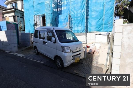 ���ԏ�@�y�@���ԏ�@/�@parking�@�z
����Q��\�Ȓ��ԃX�y�[�X
���v�w���ꂼ��̂��Ԃ����Ƃ̑O�ɒ�߂邱�Ƃ��ł��܂�
