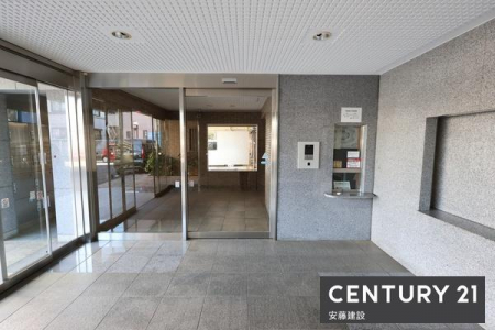 �G���g�����X�@�y�@�G���g�����X�@�z
���S�̃I�[�g���b�N�ŏ㎿�ȃG���g�����X
