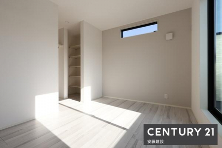 �Q���@�y�@�Q���@/�@6.5���@�z
�o���R�j�[�ɖʂ��Ė��邭���������ȐQ���I
�_�u���x�b�g��u���Ă���Ƃ肪����A�v�w�ł��g���₷������