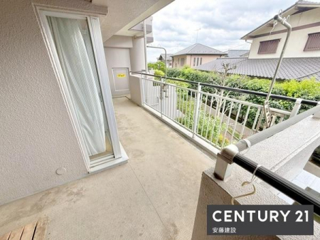 �o���R�j�[�@�y�@�o���R�j�[�@/�@Balcony�@�z
2��������o����\�ȓ�����o���R�j�[
��������Ƃ����L���Ő��󕨂̗ʂ������Ă����S�ł��I