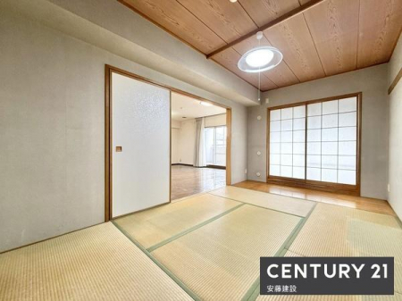 �a���@�y�@�a���@/�@6���@�z
���r���O���ɔ���������[�����̘a��
���q�l�̗V�я�⃊�r���O�����ԂƂ��Ă��œK�ȃX�y�[�X�I