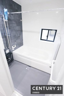 �����@�y�@�����@/�@Bathroom�@�z
����̔���������߂̐S�n�悢�o�X�^�C��
���������@��������Ă��芷�C���₷���A�~��͉ߓx�ȉ��x����h���܂�