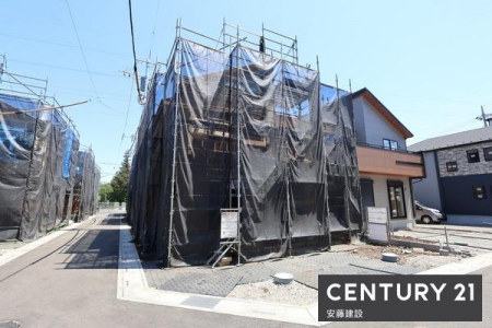 ���̑����n�@�J���I�ȓ쐼�p�n
�O�ʓ��H�͎����̈אl�ʂ肪���Ȃ��@��ł������Ƃ������Ԃ��߂��������ȗ��n