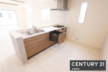 �L�b�`���@�y�@�L�b�`���@/�@Kitchen�@�z
���[�ƍ�ƃX�y�[�X����������m�ۂ����V�X�e���L�b�`���I
���C�����̗ǂ����������W�t�[�h�ŔM��ɂ�����������ɂ����݌v