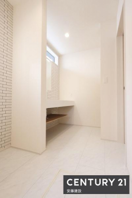 ���ʑ�E���ʏ��@�y�@���ʏ��@/�@Washroom�@�z
�t���t���b�g�Ȑ��ʉ��ϑ䊮���̐��ʏ��I
�g�����Ȃ݂𐮂���ۂɂ�����Ƃ����J�E���^�[�Ƃ��Ďg���ĕ֗��ȍ\��