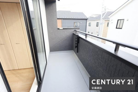 �o���R�j�[�@�y�@�o���R�j�[�@/�@Balcony�@�z
�Q���ɔ�������쐼�����o���R�j�[
�m���ɂ̓T�[�r�X�o���R�j�[������A���󕨂ƃv���C�x�[�g��ԂƂ��Ďg���������ł��܂��I