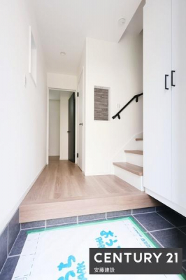 ���ց@�y�@���ց@/�@entrance�@�z
�Z�ސl�𖈓�������}�������A�������̂��錺��
�U�炩�肪���Ȍ��ւ���������Еt���V���[�Y�{�b�N�X�����I