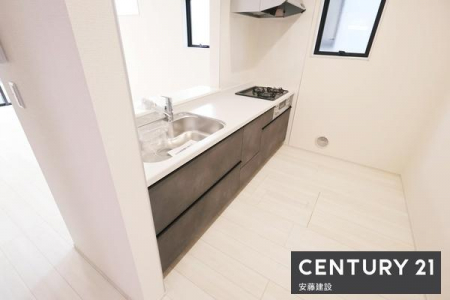 �L�b�`���@�y�@�L�b�`���@/�@Kitchen�@�z
���r���O�����n����I�[�v���L�b�`���ŁA�������̎󂯓n�����X���[�Y�I
��������M��ɂ�����������ɂ����݌v