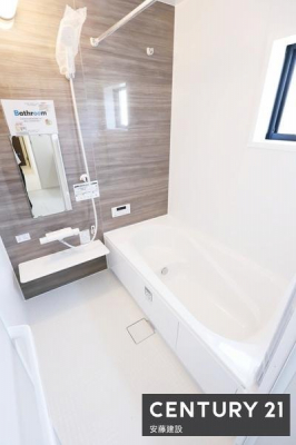 �����@�y�@�����@/�@Bathroom�@�z
�z�e���̂悤�ȏ㎿�ȃf�U�C���̃V�X�e���o�X
�����g�[�����@��������Ă��芷�C���₷���A�~��͉ߓx�ȉ��x����h���܂�