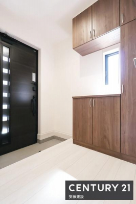 ���ց@�y�@���ց@/�@entrance�@�z
�Z�ސl�𖈓�������}�������A�������̂��錺��
�U�炩�肪���Ȍ��ւ���������Еt���V���[�Y�{�b�N�X�����I