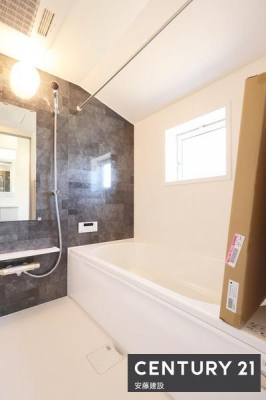 �����@�y�@�����@/�@Bathroom�@�z
�������Ǝ����̃o�X�^�C�����߂��������Ȑ��������闁��
�����g�[�����@��������Ă��芷�C���₷���A�~��͉ߓx�ȉ��x����h���܂�