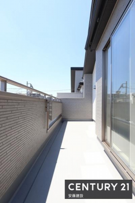 �o���R�j�[�@�y�@�o���R�j�[�@/�@Balcony�@�z
2��������o����\�ȓ�����o���R�j�[�I
�z���肪�悭���󕨂��������芣���܂�