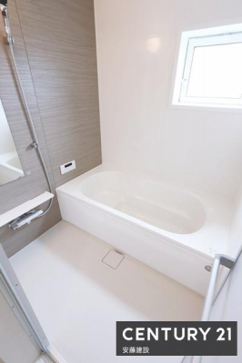 �����@�y�@�����@/�@Bathroom�@�z
�������Ǝ����̃o�X�^�C�����߂��������Ȑ��������闁��
���������@��������Ă��芷�C���₷���A�~��͉ߓx�ȉ��x����h���܂�