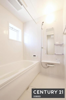 �����@�y�@�����@/�@Bathroom�@�z
�������Ǝ����̃o�X�^�C�����߂��������Ȑ��������闁��
�����g�[�����@��������Ă��芷�C���₷���A�~��͉ߓx�ȉ��x����h���܂�