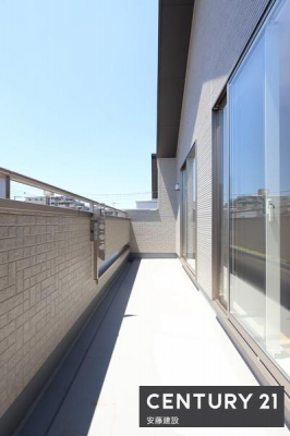 �o���R�j�[�@�y�@�o���R�j�[�@/�@Balcony�@�z
2��������o����\�ȓ�����o���R�j�[�I
�z���肪�悭���󕨂��������芣���܂�