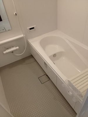 �����@�y�@�����@/�@Bathroom�@�z
�������Ǝ����̃o�X�^�C�����߂��������Ȑ��������闁��
�����g�[�����@��������Ă��芷�C���₷���A�~��͉ߓx�ȉ��x����h���܂�