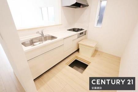 �L�b�`���@�y�@�L�b�`���@/�@Kitchen�@�z
���r���O�����n����I�[�v���L�b�`���ŁA�������̎󂯓n�����X���[�Y�I
��������M��ɂ�����������ɂ����݌v