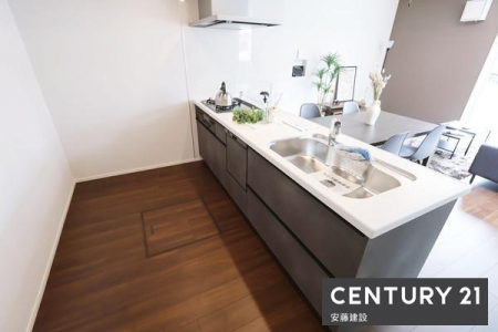 �L�b�`���@�y�@�L�b�`���@/�@Kitchen�@�z
�������Ɏq���̗l�q��Ƒ��Ɖ�b�A�e���r�����Ȃ��璲���ł���t���I�[�v���L�b�`��
�������̎󂯓n�����X���[�Y�I
���Ƌ�͉��i�Ɋ܂܂�܂���B