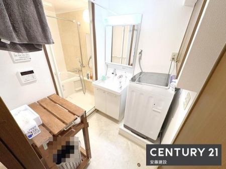 ���ʑ�E���ʏ��@�y�@���ʏ��@/�@Washroom�@�z
���󂯂��傫���g������̗ǂ����ʉ��ϑ䊮���̐��ʏ�
�O�ʋ����␅�����ɉ��ϕi��|���p��Ȃǂ����܂��ĕ֗��ł��I