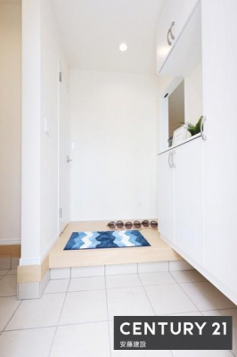 ���ց@�y�@���ց@/�@entrance�@�z
�Z�ސl�𖈓�������}�������A�������̂��錺��
�U�炩�肪���Ȍ��ւ���������Еt���V���[�Y�{�b�N�X�����I