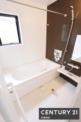 �����@�y�@�����@/�@Bathroom�@�z
�������Ǝ����̃o�X�^�C�����߂��������Ȑ��������闁��
���������@��������Ă��芷�C���₷���A�~��͉ߓx�ȉ��x����h���܂�