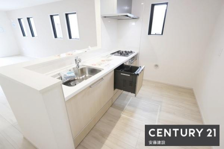 �L�b�`���@�y�@�L�b�`���@/�@Kitchen�@�z
���q�l�������Ȃ���A�e���r���y���݂����ł���J���I�ȃI�[�v���L�b�`��
�������̕Еt����^�яo�������₷���֗��Ȑ݌v