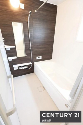 �����@�y�@�����@/�@Bathroom�@�z
�����Ղ�̂����ɂ������Z���ꂻ���Ȃ�Ƃ�̗���
�����g�[�����@��������Ă��芷�C���₷���A�~��͉ߓx�ȉ��x����h���܂�