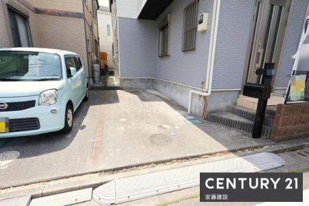 ���ԏ�@�y�@���ԏ�@/�@parking�@�z
����1��\�ȃX�y�[�X