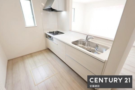 �L�b�`���@�y�@�L�b�`���@/�@Kitchen�@�z
���q�l�������Ȃ���A�e���r���y���݂����ł���J���I�ȃI�[�v���L�b�`��
�������̕Еt����^�яo�������₷���֗��Ȑ݌v