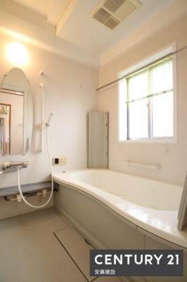 �����@�y�@�����@/�@Bathroom�@�z
����̔���������߂̐S�n�悢�o�X�^�C���B�������芷�C���΂�����ł��܂��I
