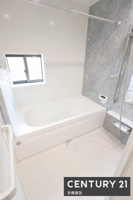 �����@�y�@�����@/�@Bathroom�@�z
����̔���������߂̐S�n�悢�o�X�^�C��
���������@��������Ă��芷�C���₷���A�~��͉ߓx�ȉ��x����h���܂�