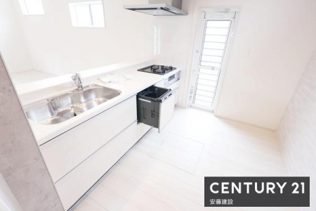 �L�b�`���@�y�@�L�b�`���@/�@Kitchen�@�z
���r���O�����n����I�[�v���L�b�`���ŁA�������̎󂯓n�����X���[�Y�I
��������M��ɂ�����������ɂ����݌v