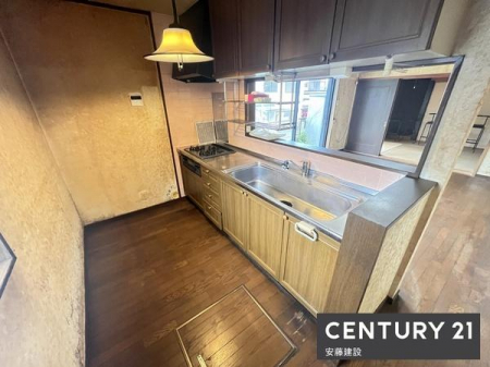 �L�b�`���@�y�@�L�b�`���@/�@Kitchen�@�z
�I�[�v���L�b�`���ŁA�������̎󂯓n�����X���[�Y

