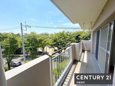 �o���R�j�[�@�y�@�o���R�j�[�@/�@Balcony�@�z
2��������o���\�ȓ�����o���R�j�[�I
�z���肪�悭���󕨂��������芣���܂�