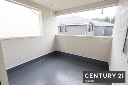 �o���R�j�[�@�y�@�o���R�j�[�@/�@Balcony�@�z
�V����C�ɂ������󂪂ł���C���i�[�o���R�j�[�I
���C�h�o���R�j�[�̂��ߐ��󕨂̗ʂ������Ă����S�ł�