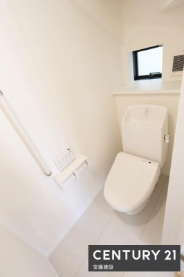 �g�C���@�y�@�g�C���@/�@toilet�@�z
���邭�����I�ȃE�H�V�����b�g�t���g�C��
��������f�������C�ł��܂�