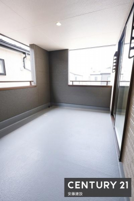 �o���R�j�[�@�y�@�o���R�j�[�@/�@Balcony�@�z
�}�ȉJ�ł����S�̃C���i�[���C�h�o���R�j�[
��Ƃ肠��L���Ő��󕨂������₷���L��