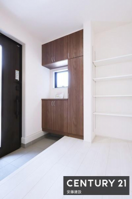 ���ց@�y�@���ց@/�@entrance�@�z
�Z�ސl�𖈓�������}�������A�������̂��錺��
�U�炩�肪���Ȍ��ւ���������Еt���V���[�Y�{�b�N�X�����I
