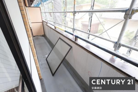 �o���R�j�[�@�y�@�o���R�j�[�@/�@Balcony�@�z
���r���O�A�m������o���\�ȓ쓌�����o���R�j�[