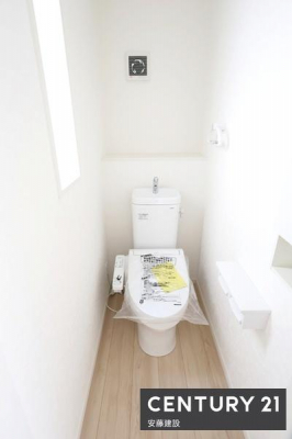 �g�C���@�y�@�g�C���@/�@toilet�@�z
���邭�����I�ȃE�H�V�����b�g�t���g�C��
�J�����₷�����ʒu�Ŋ��C�⑋���̂̑|�������₷���̂��|�C���g�I