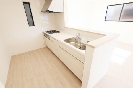�L�b�`���@�y�@�L�b�`���@/�@Kitchen�@�z
���r���O�����n����I�[�v���L�b�`���ŁA�������̎󂯓n�����X���[�Y