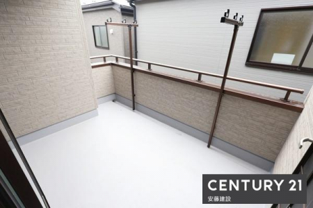 �o���R�j�[�@�y�@�o���R�j�[�@/�@Balcony�@�z
�V����C�ɂ������󂪂ł���C���i�[�o���R�j�[�I
���C�h�o���R�j�[�̂��ߐ��󕨂̗ʂ������Ă����S�ł�