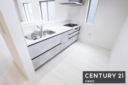 �L�b�`���@�y�@�L�b�`���@/�@Kitchen�@�z
���[�ƍ�ƃX�y�[�X����������m�ۂ����V�X�e���L�b�`���I
���C�����̗ǂ����������W�t�[�h�ŔM��ɂ�����������ɂ����݌v