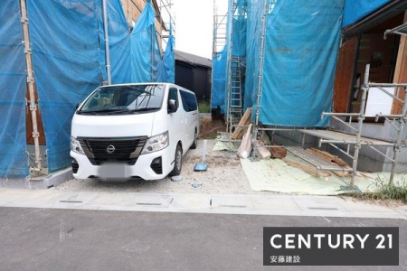 ���ԏ�@�y�@���ԏ�@/�@parking�@�z
����2��\�Ȓ��ԃX�y�[�X
���v�w���ꂼ��̂��Ԃ����Ƃ̑O�ɒ�߂邱�Ƃ��ł��܂�