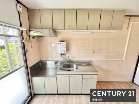 �L�b�`���@�y�@�L�b�`���@/�@Kitchen�@�z
�������ɏW���ł���Ɨ��^�V�X�e���L�b�`��