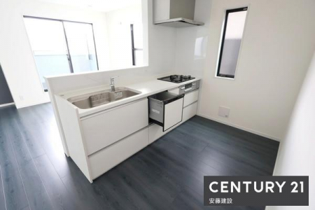 �L�b�`���@�y�@�L�b�`���@/�@Kitchen�@�z
���[�ƍ�ƃX�y�[�X����������m�ۂ����V�X�e���L�b�`���I
���C�����̗ǂ����������W�t�[�h�ŔM��ɂ�����������ɂ����݌v